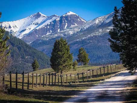 Montana Mountain View Ranch Vacation Rental